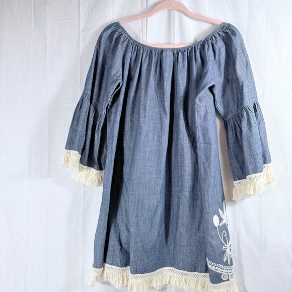 Shyanne‎ Denim Dress With Embroidery Details And Fringe Trim Size XL - Picture 2 of 9